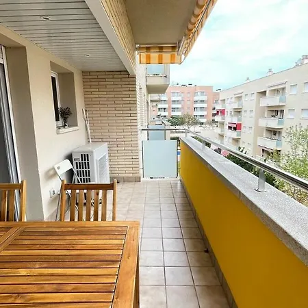 Clotilde With Parking For 6 People Appartement