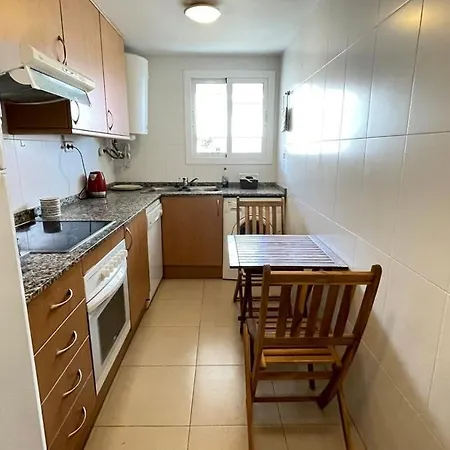 Clotilde With Parking For 6 People Appartement
